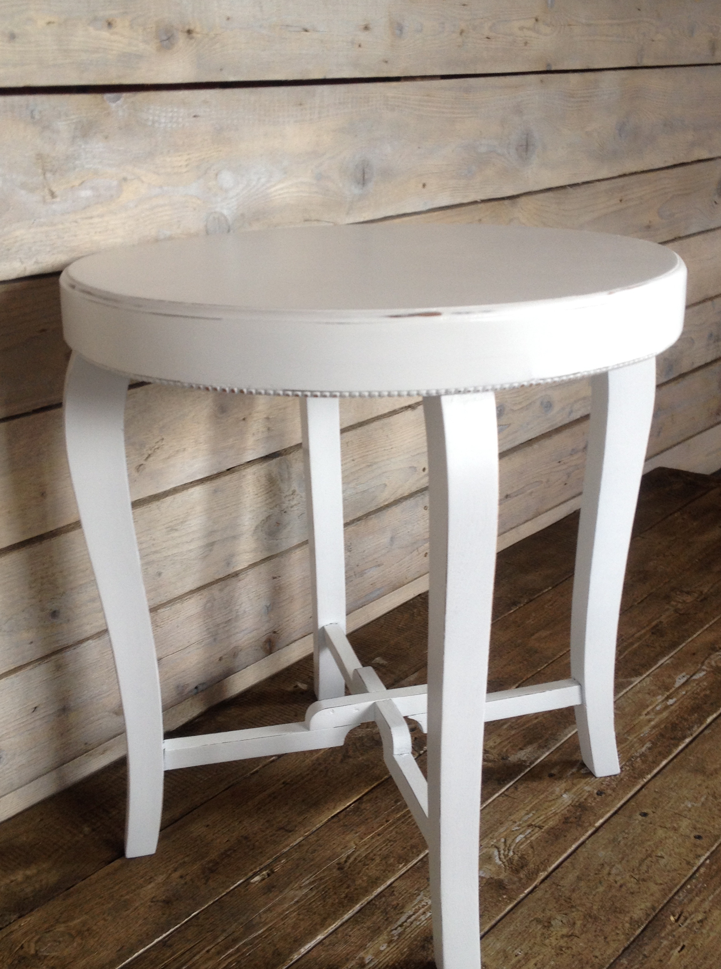 Stolik okrągły Tanya